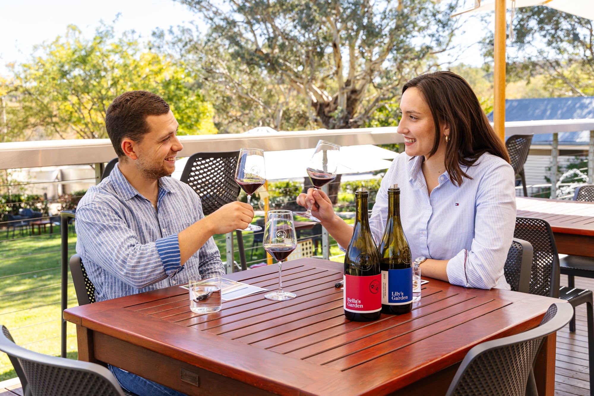 Two Hands Wines